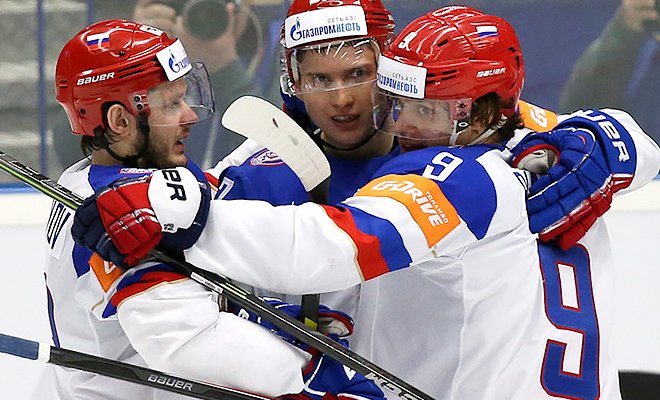 В День Победы сборная России одержала 9 побед на чемпионатах мира две из них были одержаны при Олеге Знарке с сухим счётом.