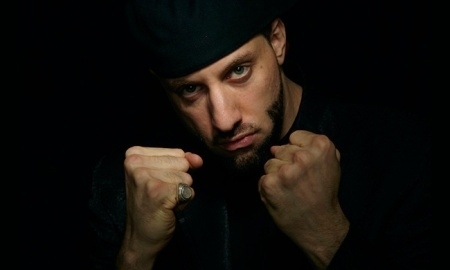 Американский <span class=error>рэпер</span> и журналист R.A. the Rugged Man иронично прокомментировал решение мексиканского боксёра <span class=error>Сауля</span> Альвареса <span class=error>Канело</span> отказаться от титула чемпиона мира WBC в пользу <span class=error>казахстанца</span> Геннадия <span class=error>Головкина</span> пишет Sports.kz.