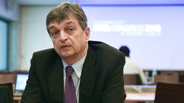 Спортивный арбитражный суд (CAS) в Лозанне отклонил запрос кандидата на пост президента Международной федерации футбола (ФИФА) <span class=error>Жерома</span> <span class=error>Шампаня</span> о присутствии независимых наблюдателей на выборах главы ФИФА сообщается на официальном сайте CAS.
