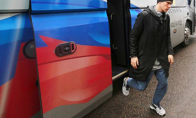 Зайцев подписал контракт новичка с Торонто Пайгин вернулся в Казань Горохов едет в Сочи а Третьяк попросил не критиковать сборную.