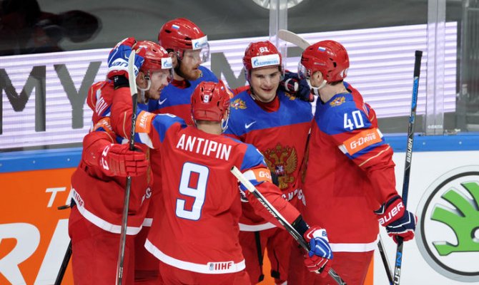 Сборная России продлила победную серию до пяти матчей.