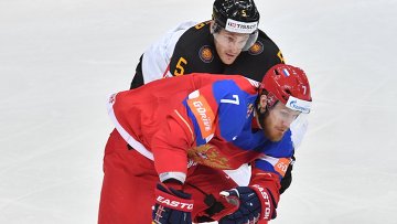 Хоккеисты сборной России в первом периоде матча с командой Германии играли не так как хотели заявил нападающий россиян Иван <span class=error>Телегин</span>.