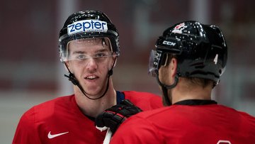 Сборная Канады по хоккею будет представлять собой грозную силу на чемпионате мира в России несмотря на то что в составе Кленовых листьев нет таких игроков как форвард Питтсбург <span class=error>Пингвинз</span> <span class=error>Сидни</span> <span class=error>Кросби</span> и защитник Сан-Хосе <span class=error>Шаркс</span> <span class=error>Брент</span> <span class=error>Бернс</span> заявил нападающий канадской команды <span class=error>Коннор</span> Макдэвид.