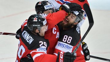 Хоккеисты сборной Канады нанесли поражение команде Чехии в рамках подготовки к чемпионату мира 2016 года в России.
