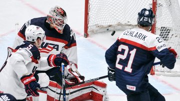 Американские хоккеисты надеются что лучший матч на чемпионате мира в России проведут именно в <nobr>плей-офф</nobr> заявил нападающий американцев <span class=error>Брок</span> <span class=error>Нельсон</span>.