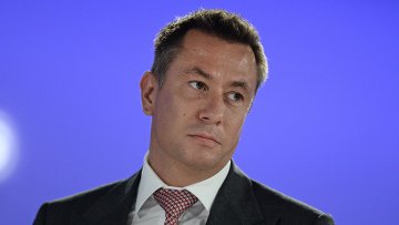 Председатель правления <span class=error>Сибура</span> Дмитрий Конов извинился перед баскетболистом стамбульского Фенербахче <span class=error>Николой</span> <span class=error>Калиничем</span> за стычку во время финального матча <span class=error>Евролиги</span> с московским ЦСКА.