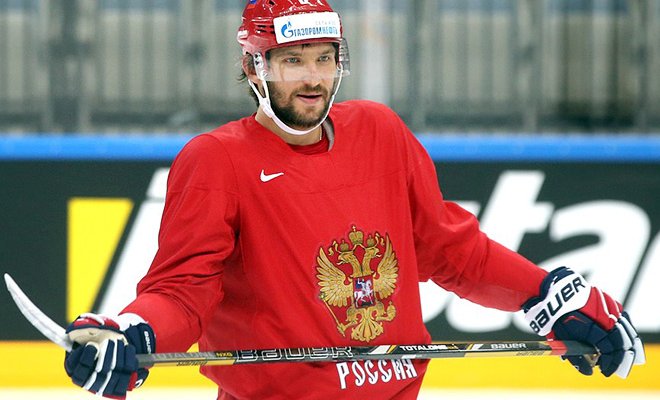 Начав ЧМ-2016 в усечённом составе сборная России дождалась десант из Вашингтона во главе с Овечкиным. Оправдана ли такая стратегия?