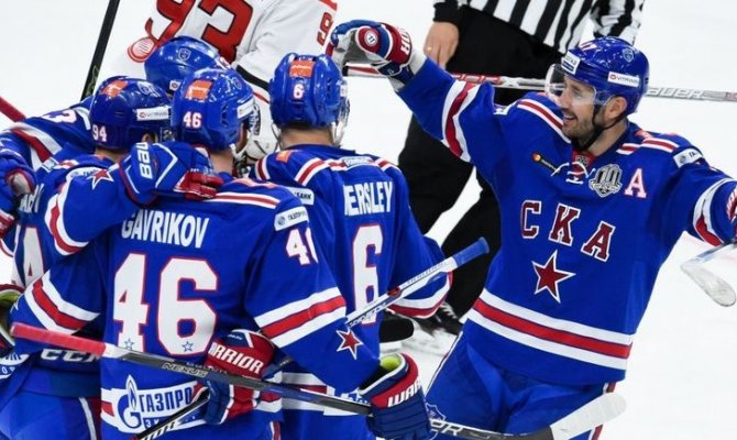 Автомобилист не заявил ведущих игроков армейцы выиграли не напрягаясь.