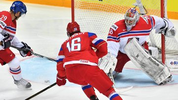 Форвард сборной России по хоккею Сергей Плотников выразил надежду что команда оставила голы на чемпионате мира на следующие матчи.