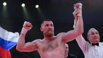 Российский боксер Дмитрий <span class=error>Кудряшов</span> заявил агентству Р-Спорт что в будущем хочет продолжить работу с тренером Мануэлем <span class=error>Роблесом</span>.