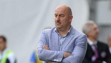 Российский специалист Станислав <span class=error>Черчесов</span> заявил что его судьба на посту главного тренера <span class=error>Легии</span> определится после разговора с руководством футбольного клуба из Варшавы.