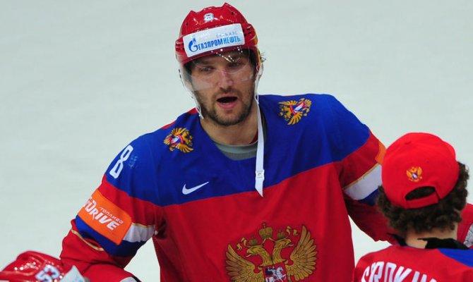 Сборная России вышла в полуфинал чемпионата мира и встретится с финнами.