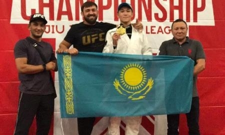 Казахстанский спортсмен Мухамедияр Кудайкулов стал чемпионом мирового турнира по <nobr>джиу-джитсу</nobr> Jiu-Jitsu world League в США сообщает <nobr>Информационно-спортивный</nobr> <span class=error>хаб</span> <span class=error>Алматы</span>.