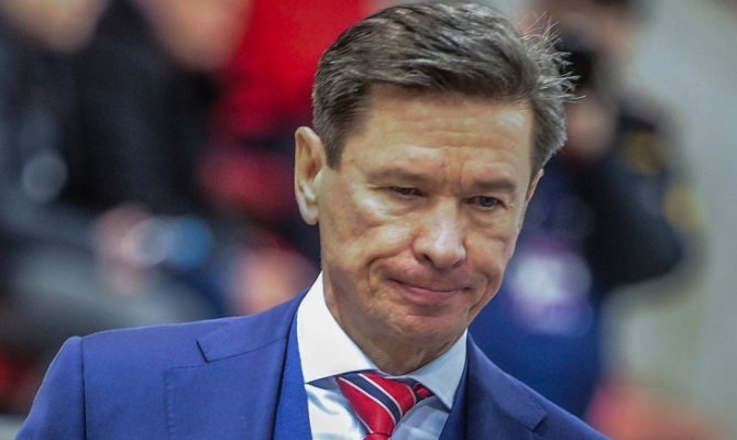 Вячеслав Быков: Вы мне можете объяснить почему КХЛ начала урезать клубы? - Фото