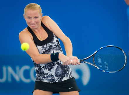 Российская теннисистка Алла Кудрявцева прошла в полуфинал соревнований серии ITF в Лонсестоне (Австралия) переиграв в трёх сетах украинку Надежду <span class=error>Киченок</span> в ¼ финала турнира — 7/5 1/6 6/0.