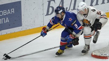 Защитник Никита <span class=error>Черепанов</span> перешел из хабаровского Амура в ярославский Локомотив в обмен на денежную компенсацию сообщается на официальном сайте Континентальной хоккейной лиги (<span class=error>КХЛ</span>).