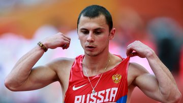 Чемпион России-2015 в помещениях прыгун тройным Дмитрий <span class=error>Сорокин</span> заявил что ситуация с отстранением российских легкоатлетов от международных соревнований заставила его усерднее тренироваться чтобы выступить на Олимпиаде-2016.