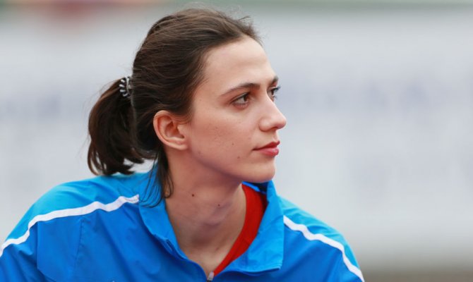 В Жуковском завершился чемпионат России по легкой атлетике в котором приняли участие 11 из 19 спортсменов допущенных Международной федерацией легкой атлетики (<span class=error>ИААФ</span>) до мирового первенства в Лондоне. Пятеро из этих 11 завоевали золото среди них — Мария Ласицкене которая одержала 15-ю победу подряд. Также три бегуньи выполнили норматив ЧМ но сделали это слишком поздно. Газета.Ru подводит итоги российского первенства.