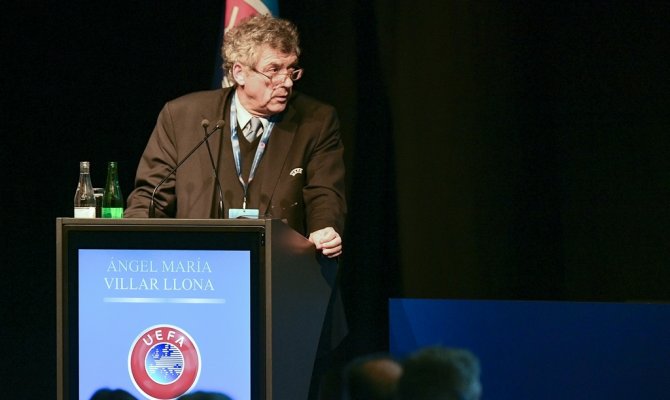 Королевская испанская футбольная федерация (RFEF) призвала Анхеля Марию Вильяра который был отстранен от футбольной деятельности по подозрению в коррупции как можно скорее подать в отставку с поста президента организации.