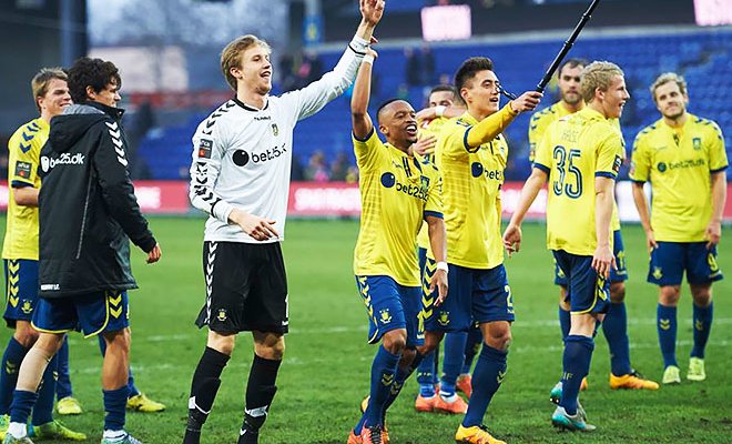 Брондбю — один из знаковых клубов Севера Европы но в последние годы он живёт при паланиковской передозировке тоской.