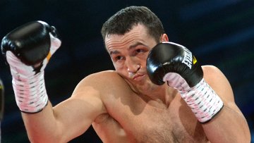 Команда чемпиона мира по версии WBA в тяжелом весе россиянина Дениса <span class=error>Лебедева</span> заинтересована в объединительном бое с обладателем пояса IBF аргентинцем Виктором <span class=error>Рамиресом</span> подтвердил агентству Р-Спорт глава промоутерской компании Мир бокса Андрей <span class=error>Рябинский</span>.