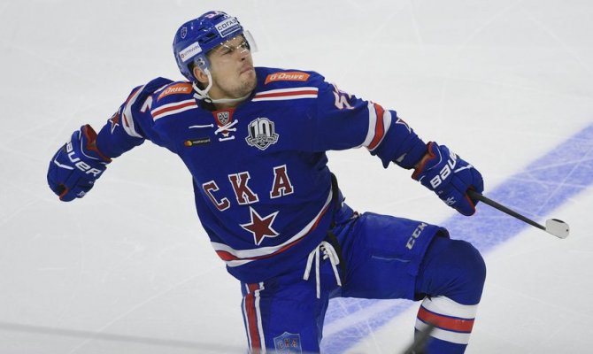 <span class=error>СКА</span> обыграл ЦСКА в Кубке открытия в <nobr>Санкт-Петербурге</nobr> Авангард и Кунльлунь забросили выдающиеся шайбы на старте сезона обошлось без сенсаций а <span class=error>Микелис</span> <span class=error>Редлихс</span> сломал челюсть. Газета.Ru рассказывает о старте сезона Континентальной хоккейной лиги.