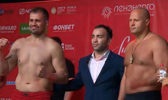 Бой перед новым годом емельяненко i Бой перед новым годом емельяненко i