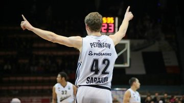 Форвард саратовского баскетбольного клуба <span class=error>Автодор</span> <span class=error>Трэвис</span> <span class=error>Питерсон</span> признан самым ценным игроком (MVP) пятого тура топ-32 Кубка Европы сообщается на официальном сайте турнира.