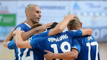 Подмосковное Динамо одержало победу над новосибирским Сибиряком в первом матче 16-го тура чемпионата России по <nobr>мини-футболу.</nobr>